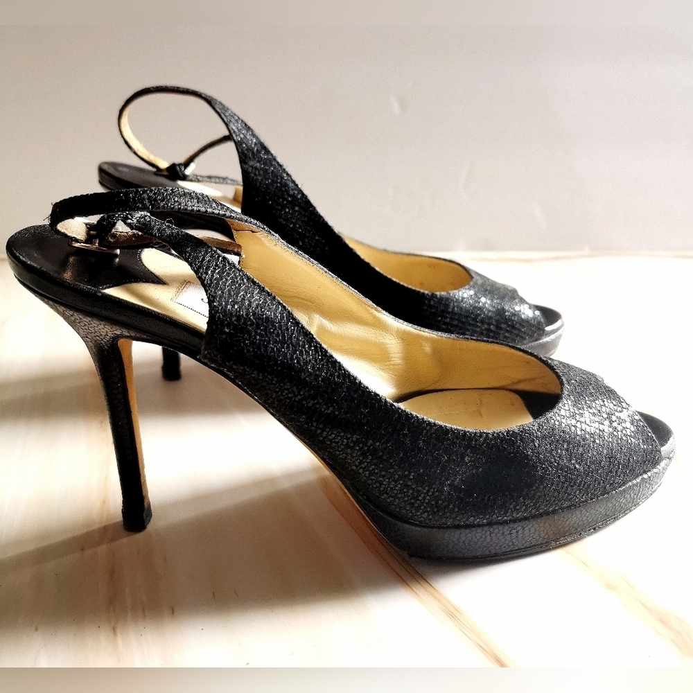 Jimmy Choo London Black leather Sandals Size 39 european 9 Canadian